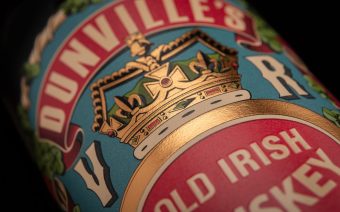 Dunvilles-Old-Irish-Whiskey-Label-Crown-1920×1280