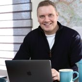 phil-brown web header